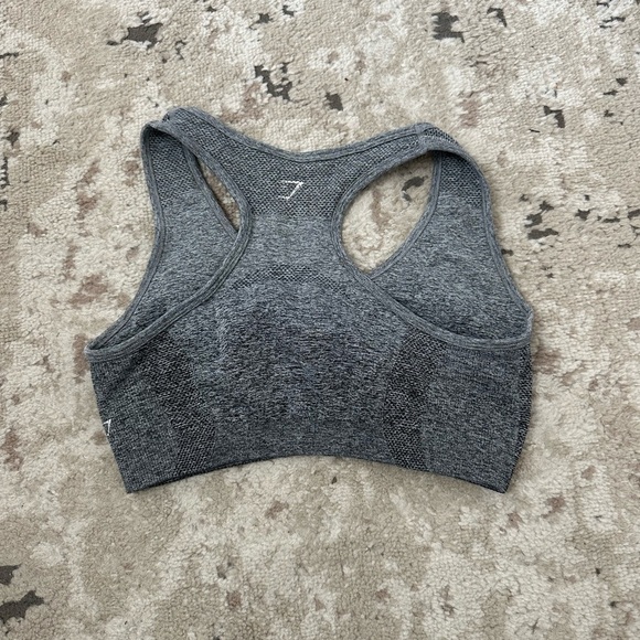 Gymshark Ombré Bra Size Medium - Picture 2 of 2